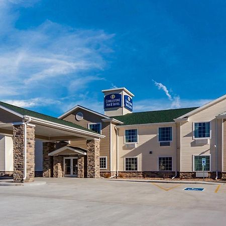 Cobblestone Inn & Suites-Fremont المظهر الخارجي الصورة
