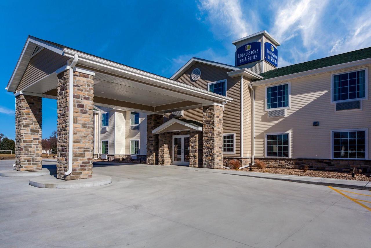 Cobblestone Inn & Suites-Fremont المظهر الخارجي الصورة