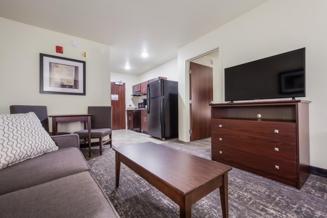 Cobblestone Inn & Suites-Fremont المظهر الخارجي الصورة
